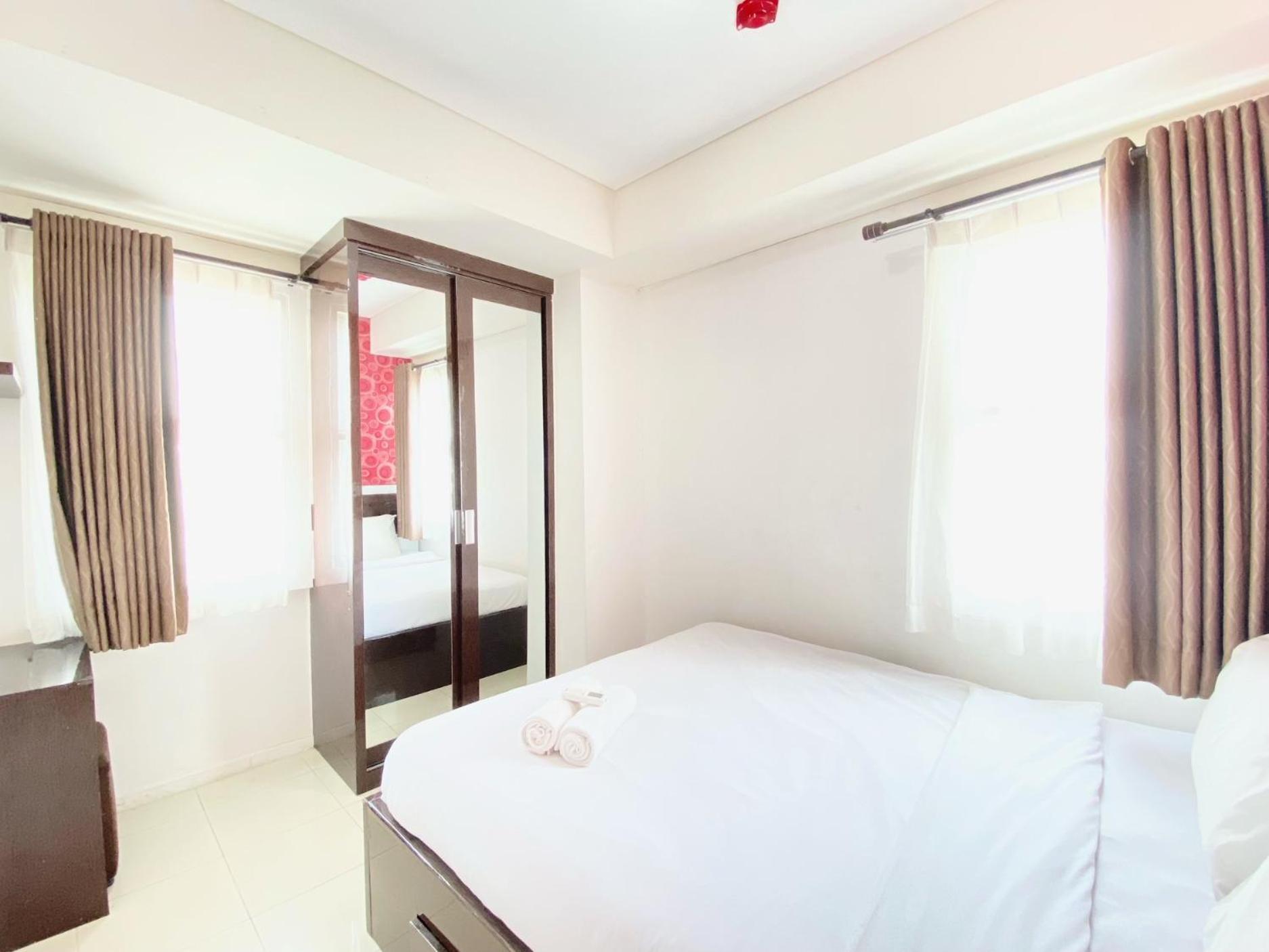 Luxurious 3br At Parahyangan By Travelio