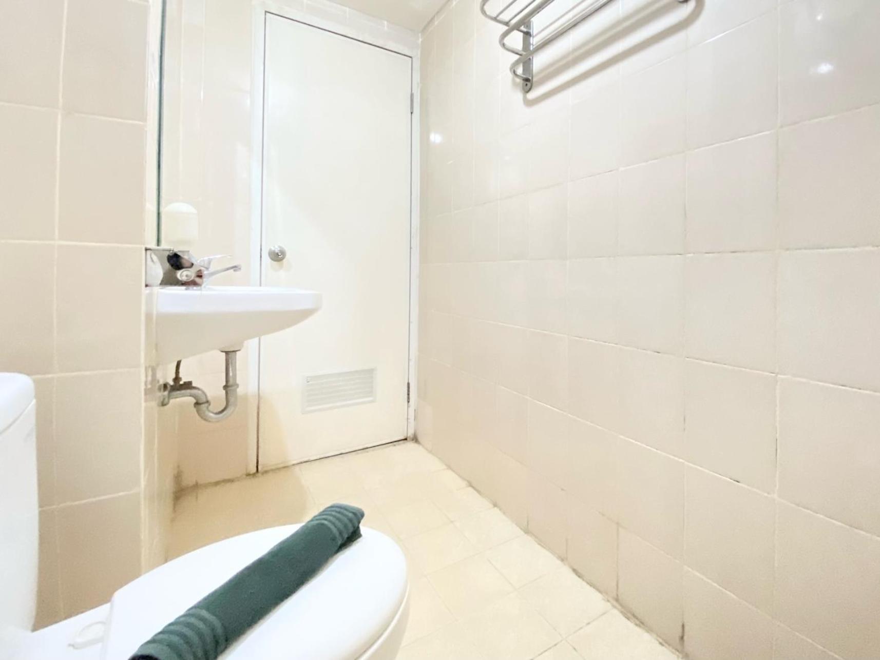 Luxurious 3br At Parahyangan By Travelio Apartemen